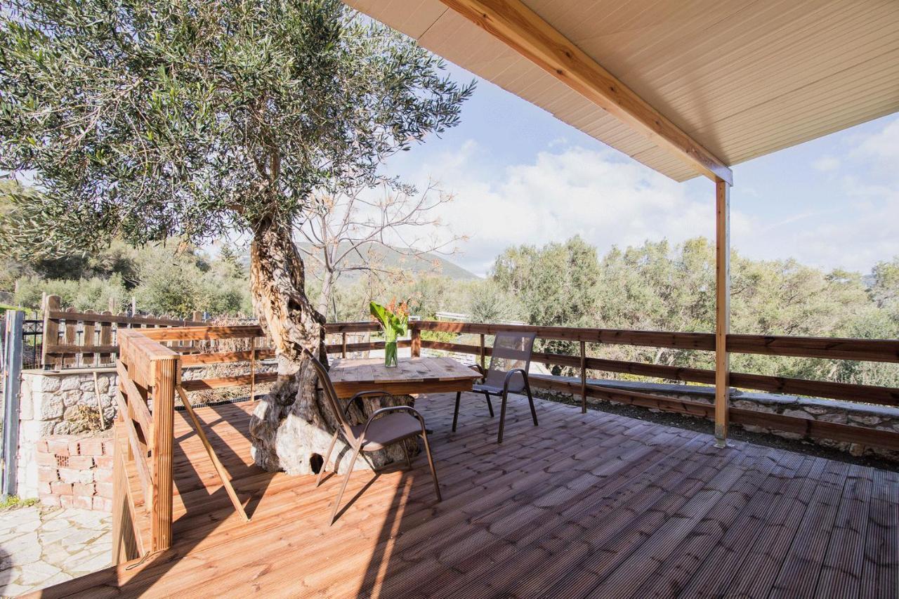Romantic Tree House Kato Pavliana Exterior photo