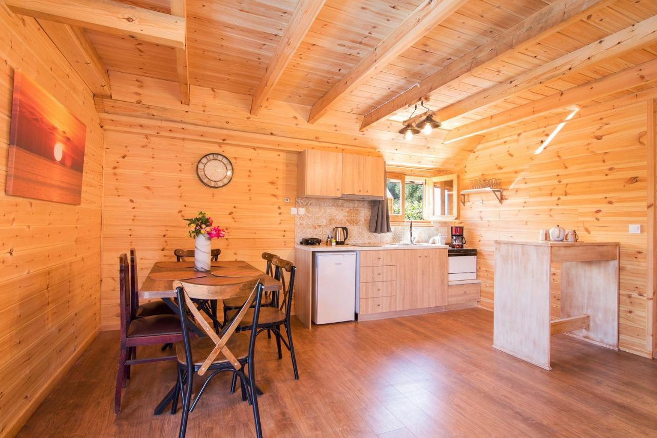 Romantic Tree House Kato Pavliana Exterior photo